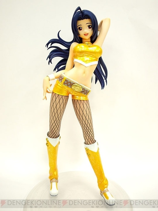 Illustration for article titled iDOLM@STER Statue Brings The Fishnet Stockings